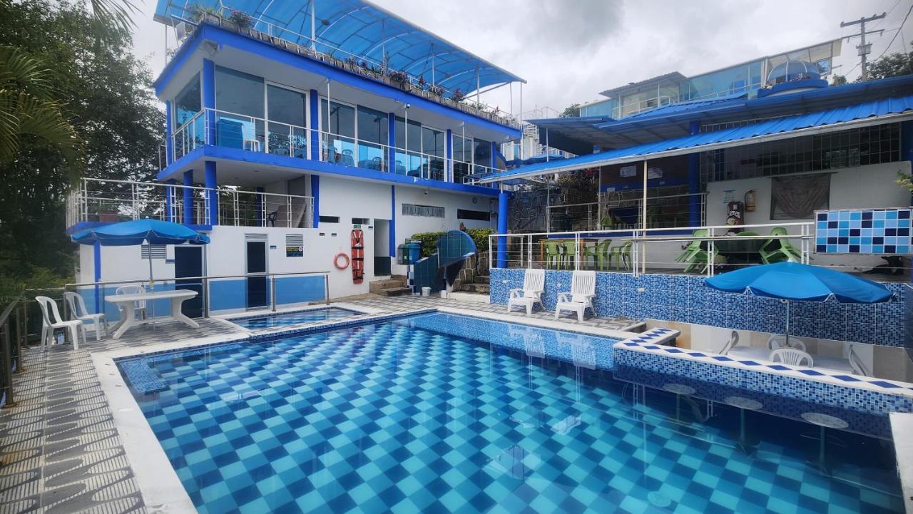 La Buena Vida Hotel *